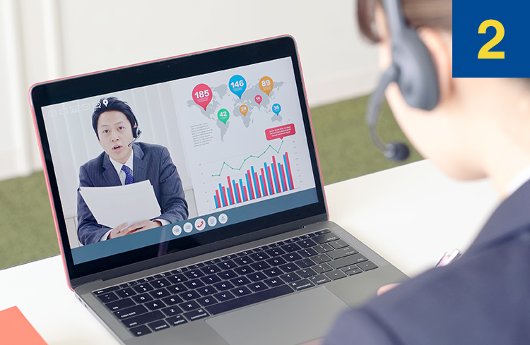 オンラインで講師と話す様子